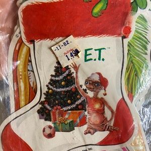 E.T. Christmas Garland 1982